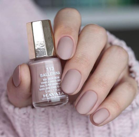 Short Nail Trends